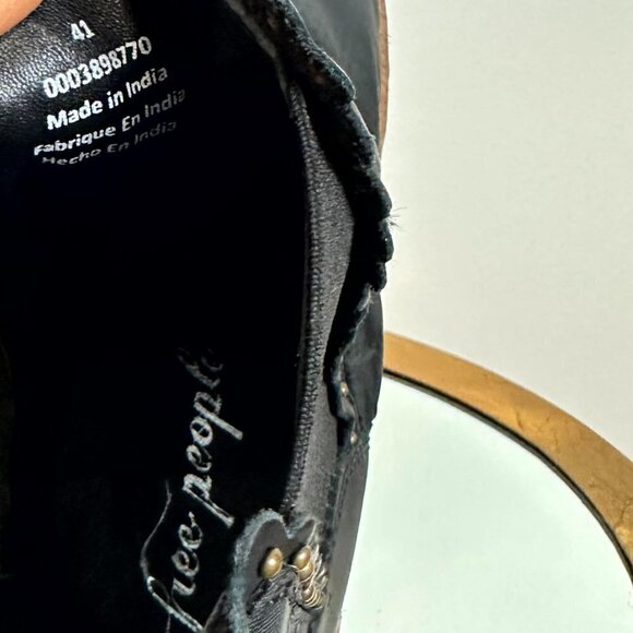 FREE PEOPLE Atlas Puffer Chelsea Boots in Black Size US 11 / EU 41 - Picture 8 of 9